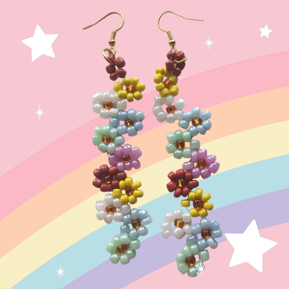 🌹"3/25🌹New* Multicolor Flower  Beaded Earrings - Picture 6 of 14